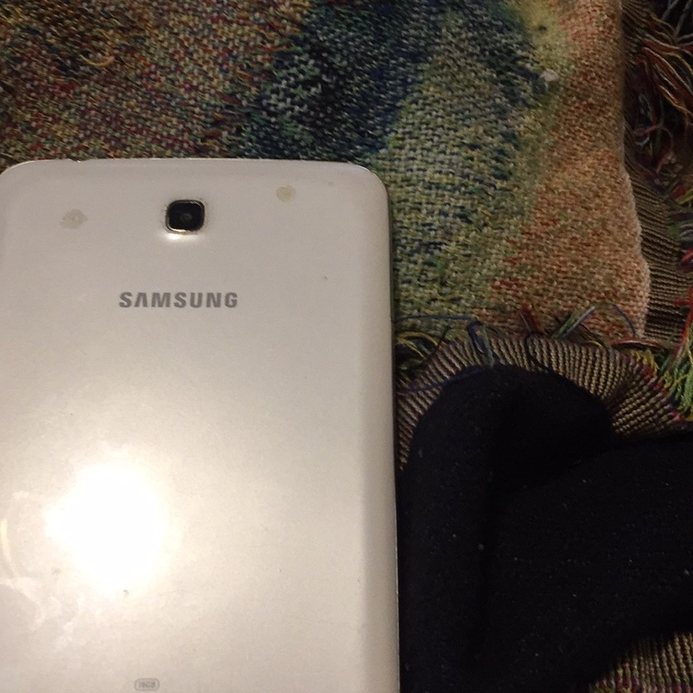 Tablet - Picture 3 of 3
